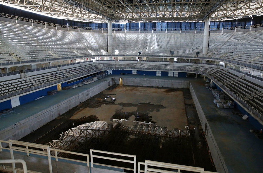 From riches to rags: Maracana's past glory gone