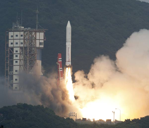 Japan launches rocket Epsilon from Kagoshima