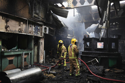 Big fire closes Nairobi airport