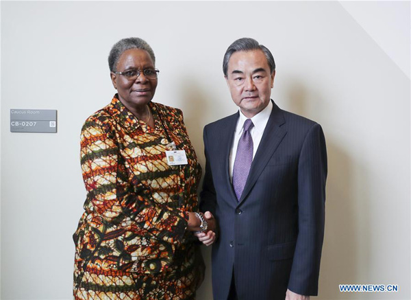 Chinese FM meets Namibian Deputy PM at UN headquarters in New York