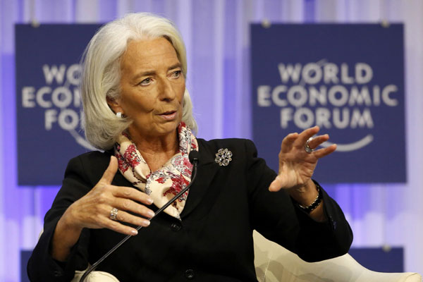 IMF chief warns of risks to recovery