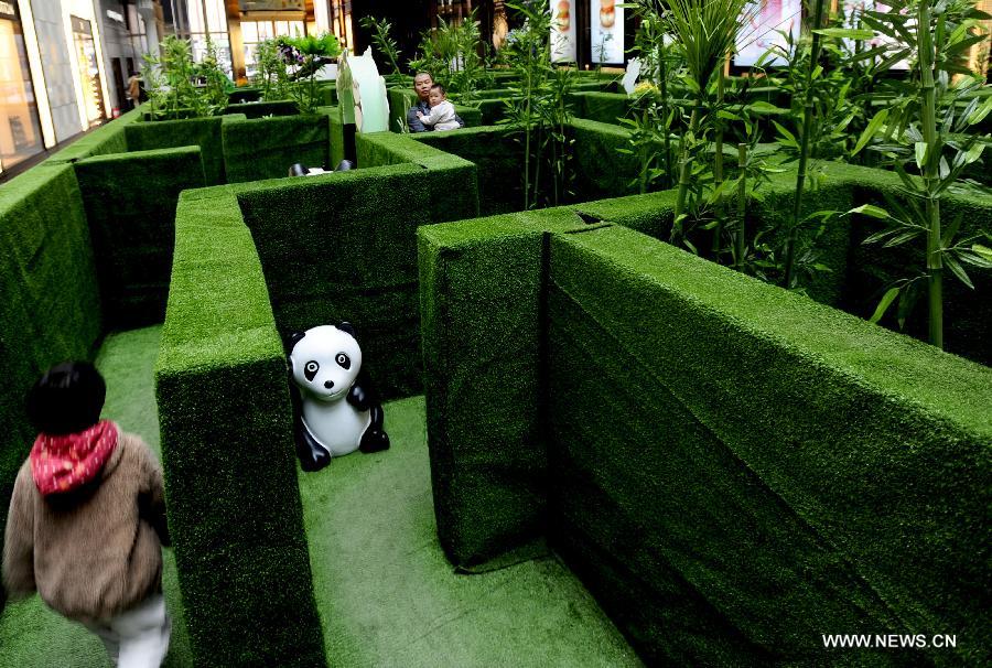 Panda-themed labyrinth seen at shopping mall in Liaoning