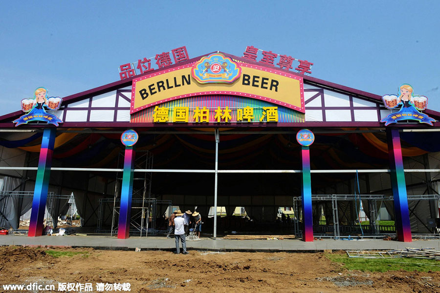 Tsingtao gets ready for huge beer festival in China