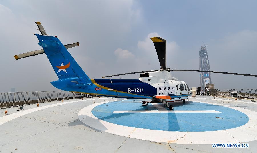 'Flying taxi' service launched in Shenzhen