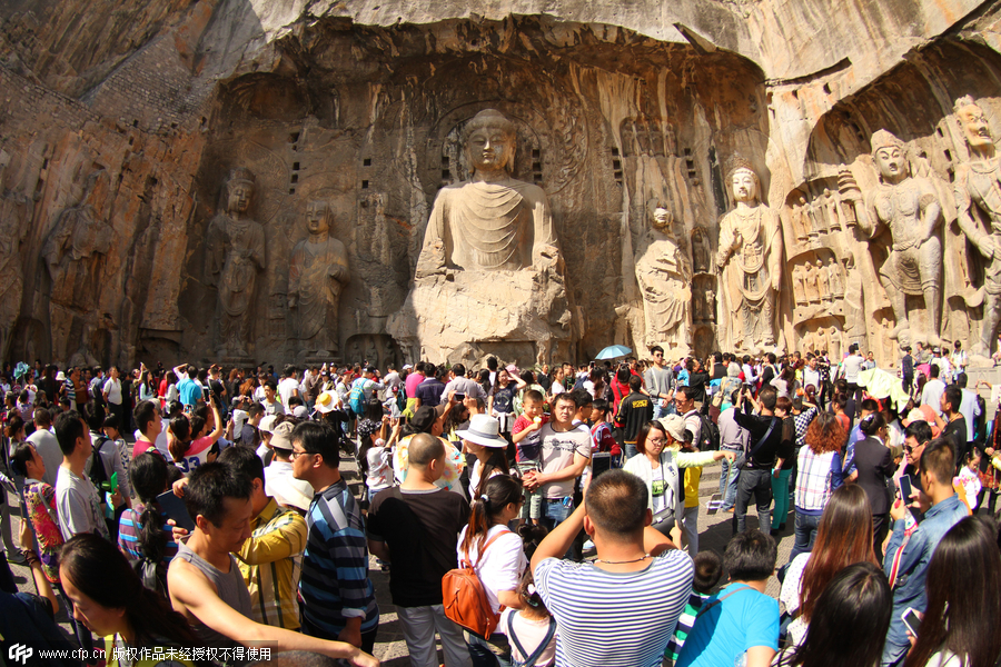 Tourist attractions receive 29.62 million visitors during Golden Week