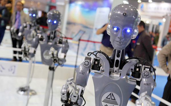 Industrial robots shine at CIIF 2015