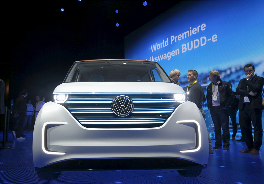 New cars shine at the 2016 CES trade show
