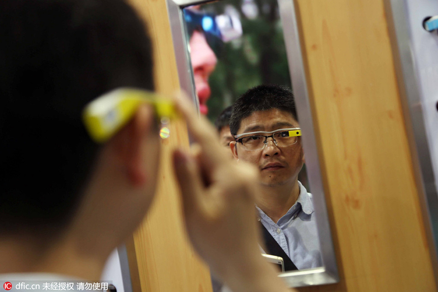 High-tech gadgets shine at CES Asia in Shanghai