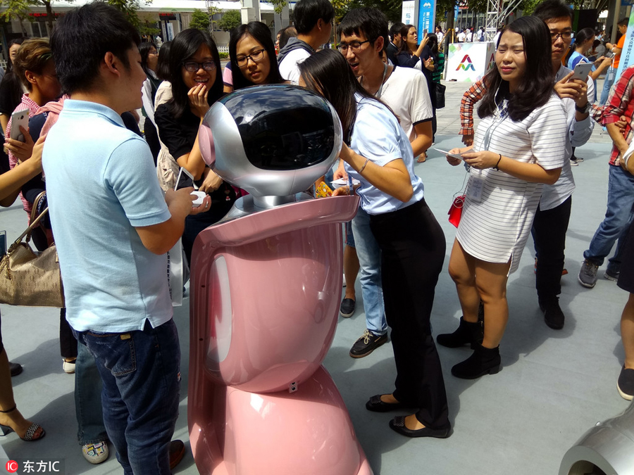 Robots, 3D printed food big hit at Shenzhen Maker Week