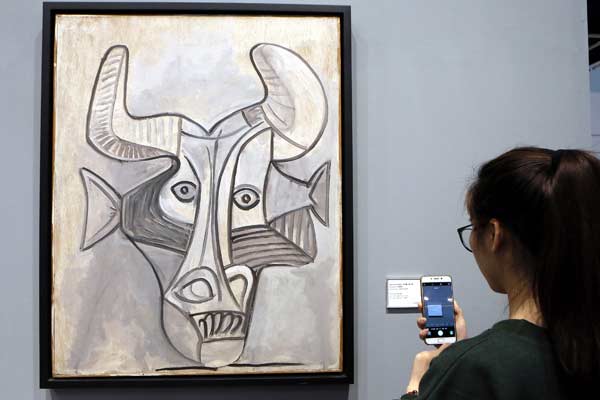HK event shows Chinese collectors' rising power in art