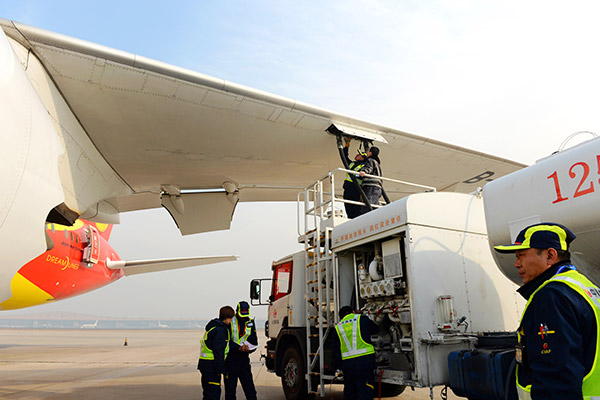 Waste oil fuels aviation breakthrough in China