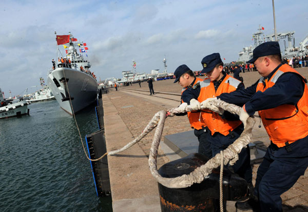 Chinese flotilla sets sail on escort missions