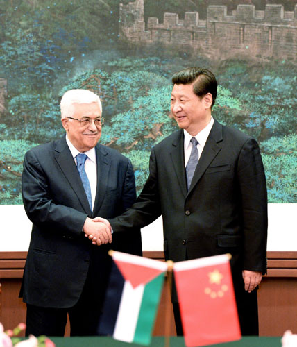 Xi meets Palestinian President in Beijing