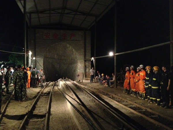 28 killed, 16 injured in coal mine accident