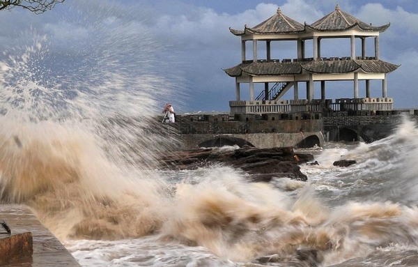 Tropical storm Bebinca brings strong rain to Guangxi