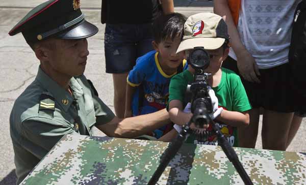 PLA holds open day in Hong Kong