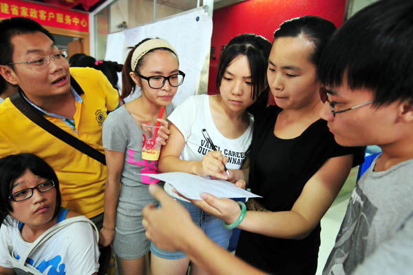 College students train to be domestic helpers