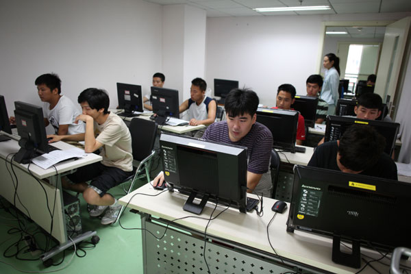 College student recruits in Beijing get exams