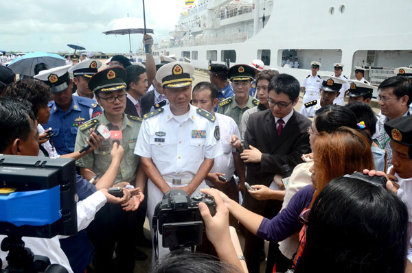 Chinese hospital ship Peace Ark arrives in Yangon