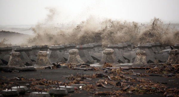 China braces for super typhoon Usagi
