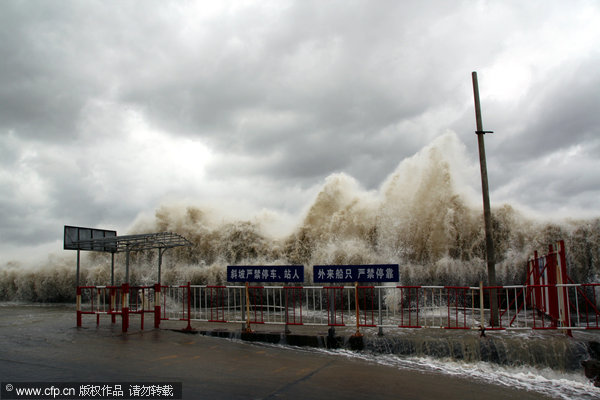 China on red alert as typhoon Usagi nears