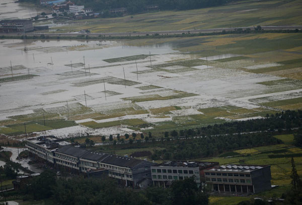 Typhoon Fitow affects over 3m people in E China