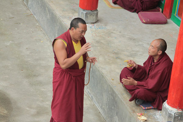 Life of monks at Dongzhulin Temple