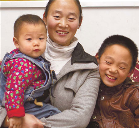 Zhoushan leads country in loosening one-child policy