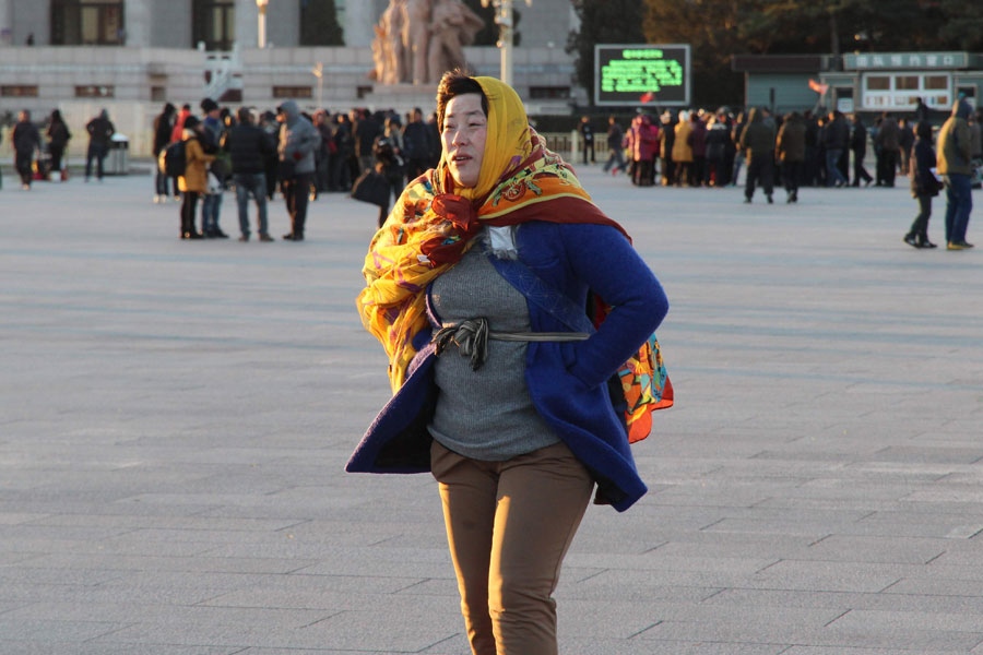 Strong winds chill Beijing