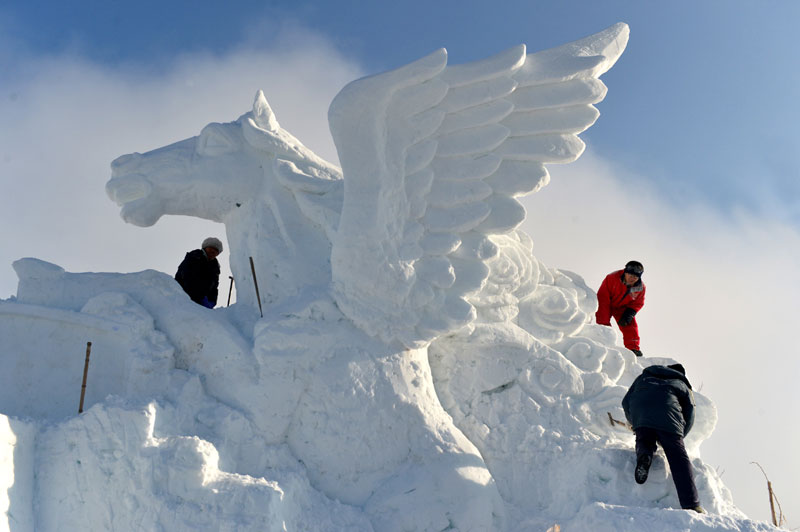 Snow sculpture shaped to welcome New Year