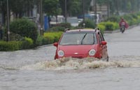 8 dead, 2 missing in South China rainstorms