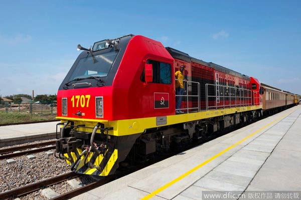 China restores copper rail line for Angola