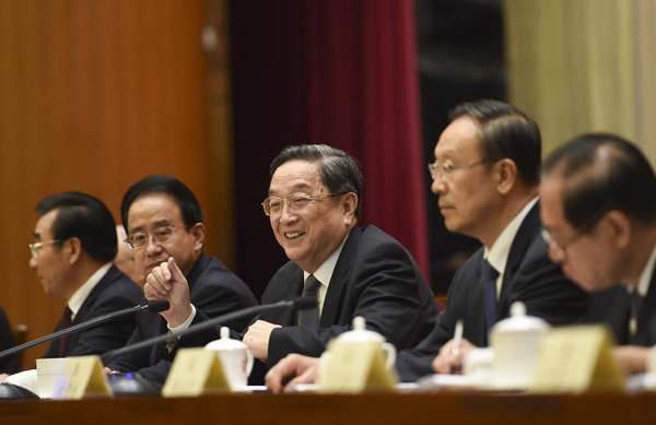 Top political advisor urges adherence to China's democracy