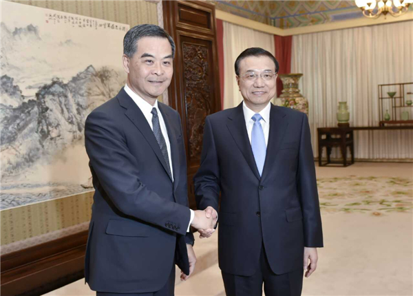 Chinese premier meets HK chief executive