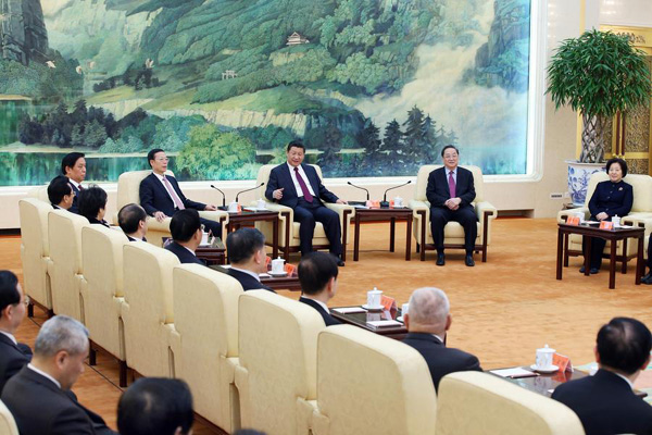 Xi celebrates Spring Festival with non-communist figures