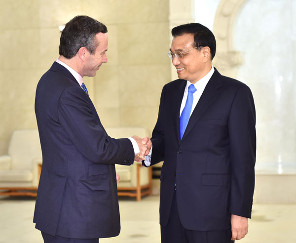 Chinese premier meets Financial Times editor