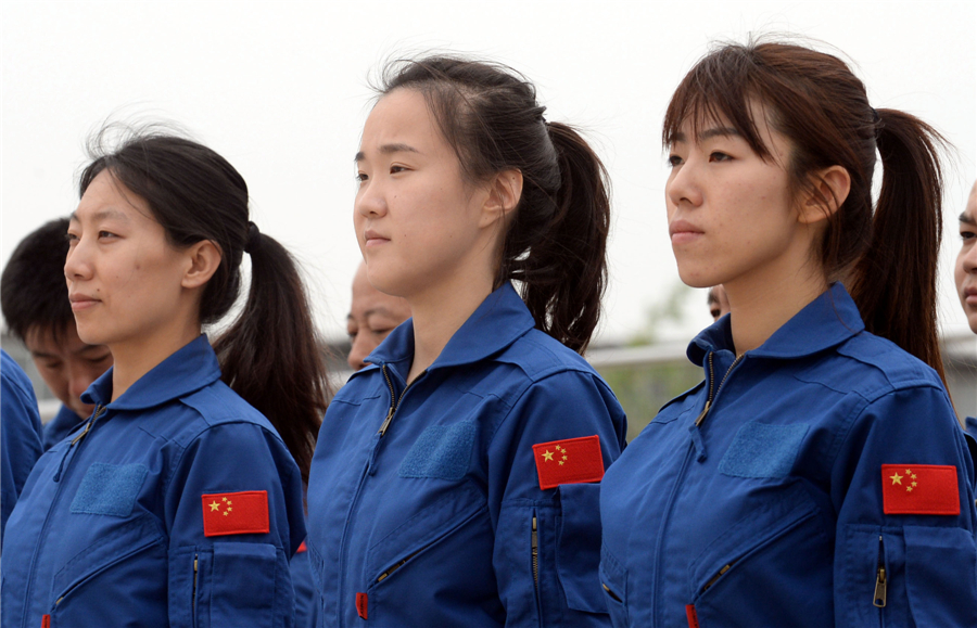 Beijing female pilots ready for takeoff