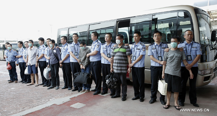 Six fugitives back to China from Indonesia