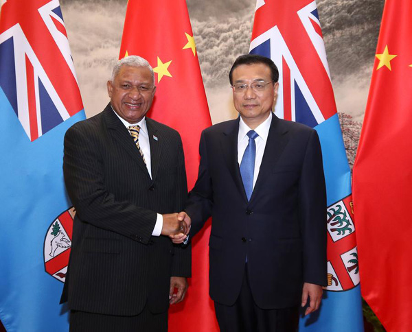Premier Li holds talks with Fijian counterpart in Beijing