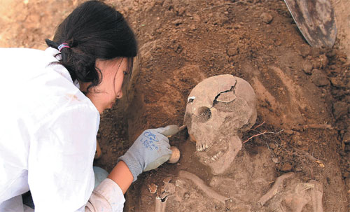 For archaeologist, bones speak