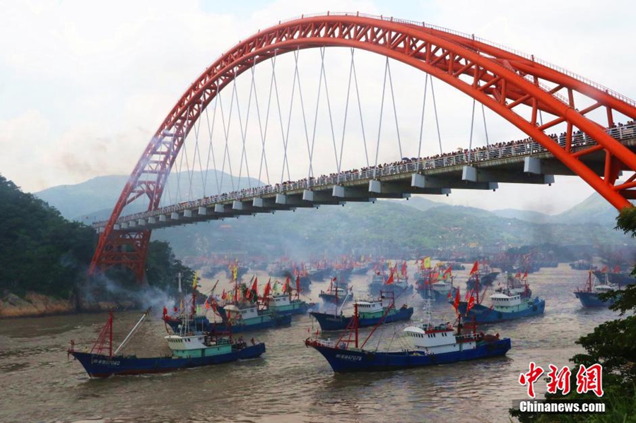 Fishing season begins in East China Sea