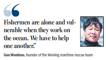 Volunteers turn tide for stranded sailors