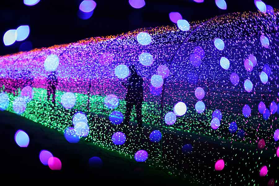 Millions of LED lights shine in E China