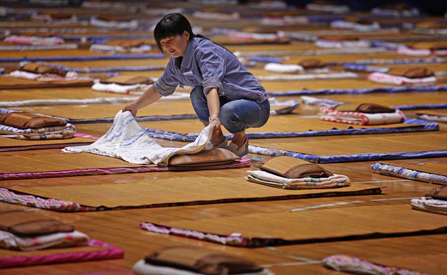 College prepares 300 sleeping mats for parents