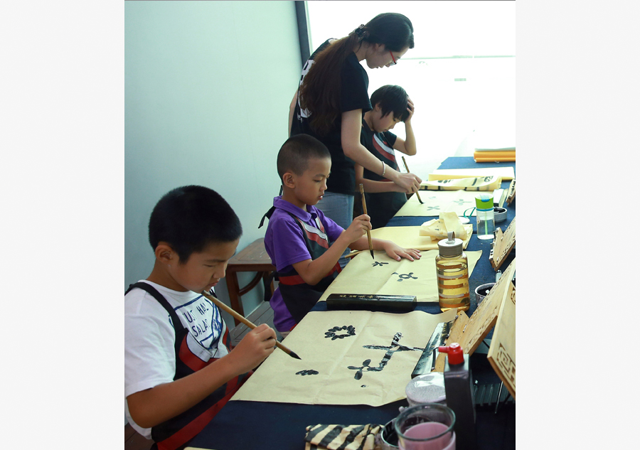 Parents see value in calligraphy