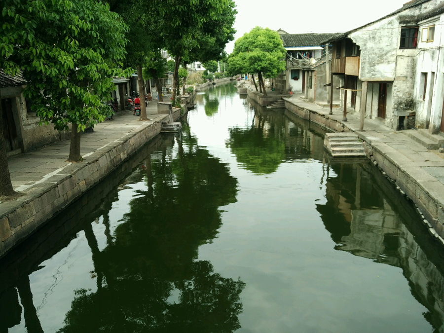 Beautiful scenes and casual life in Shaoxing