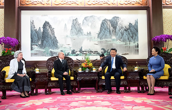 Xi welcomes longtime royal friends
