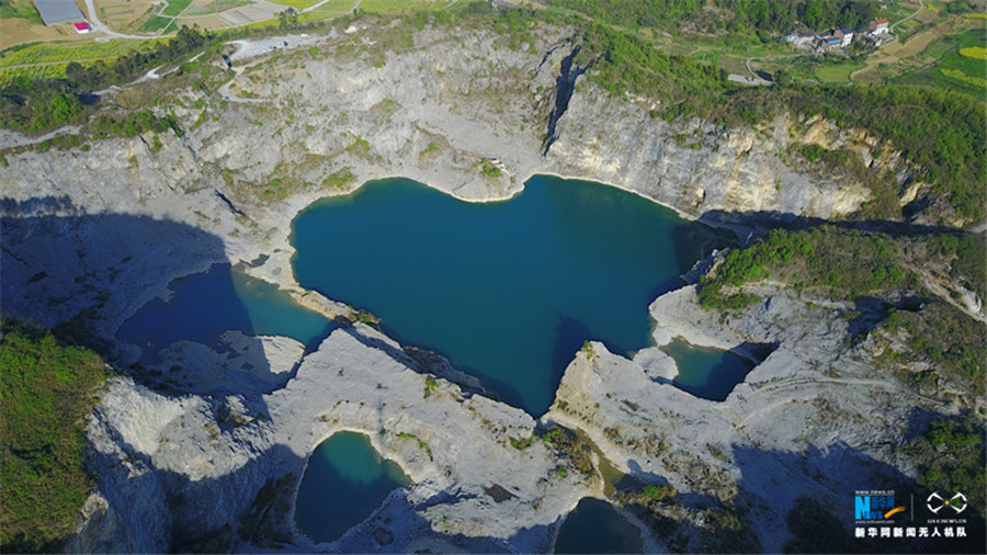 Heart-shaped pond found in Chongqing, Southwest China