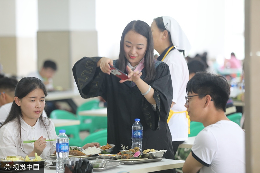 Last but best dinner for graduates in Jilin