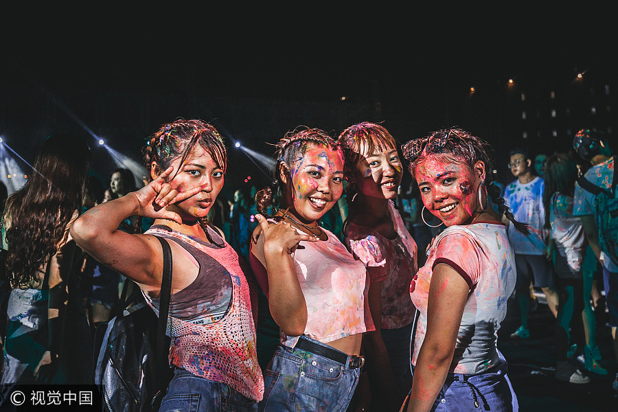 'World's Largest Paint Party' comes to Shanghai
